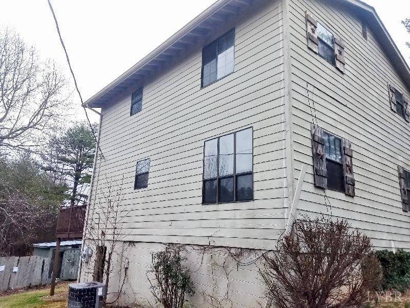 Altavista, VA 24517,1368 oliver RD
