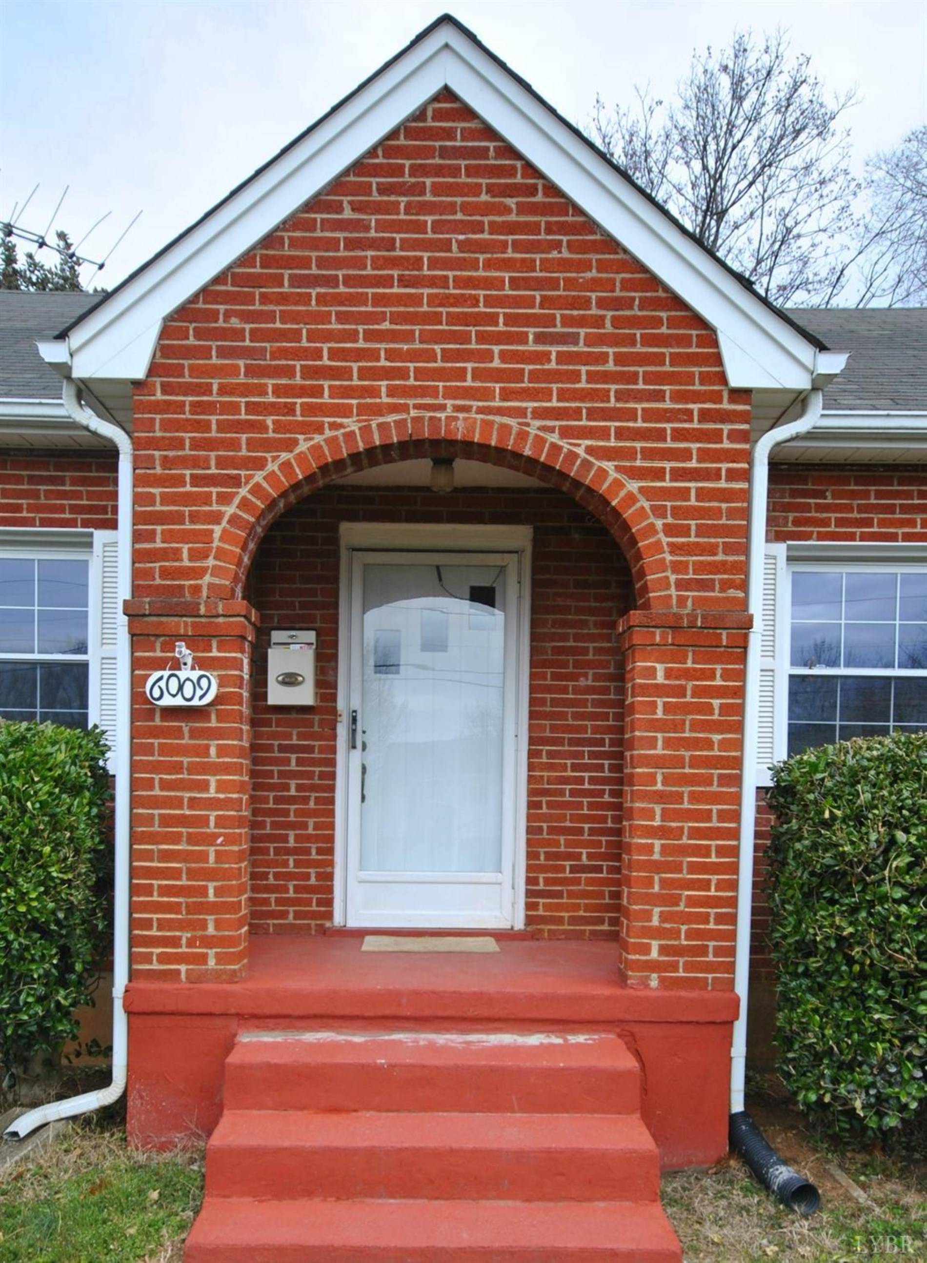 Lynchburg, VA 24502,6009 Igloe DR