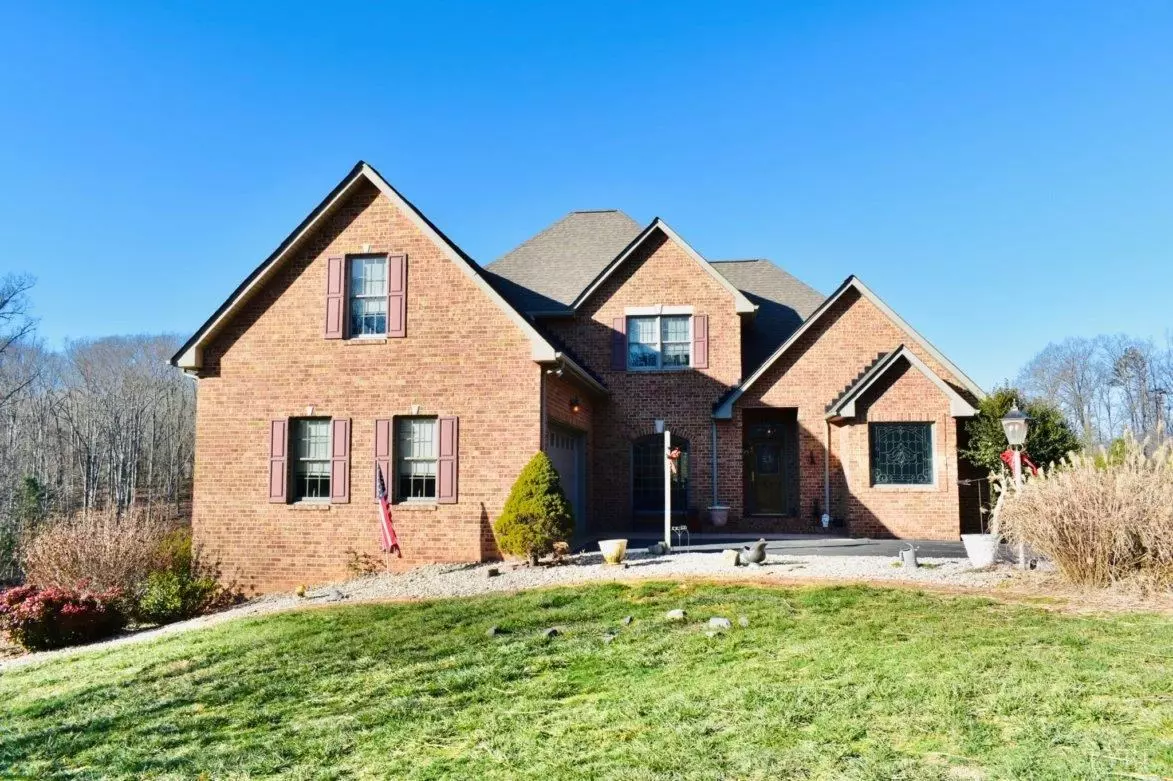 Goode, VA 24556,4654 Roaring Run RD