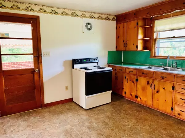 Goodview, VA 24095,13190 Stewartsville RD