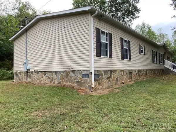 Martinsville, VA 24112,604 The Great Rd