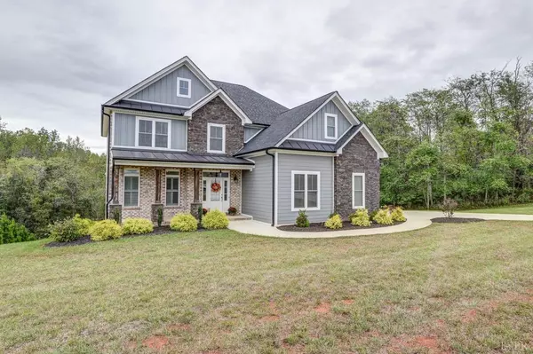 1382 West Crossing DR, Forest, VA 24551