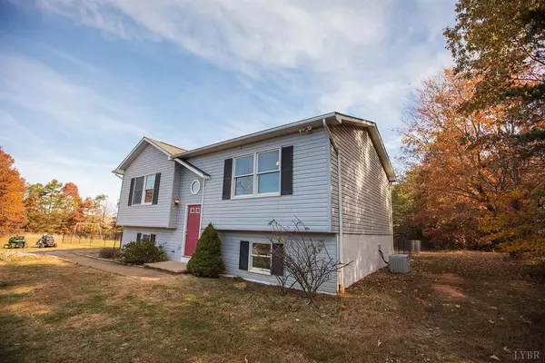 Gladys, VA 24554,414 Leonard LN
