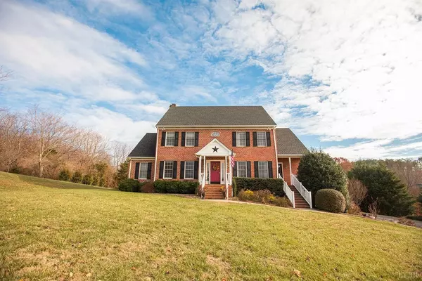 229 Longhill RD, Goode, VA 24556