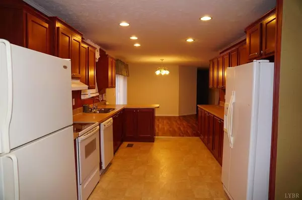 Nathalie, VA 24577,1201 Bull Creek RD