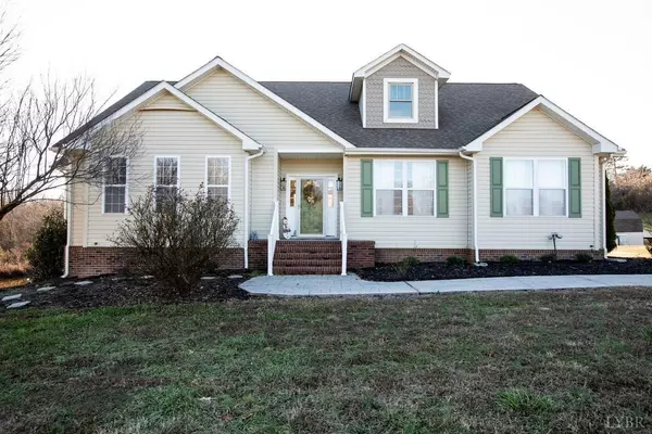 320 Gates Pointe Drive, Rice, VA 23966