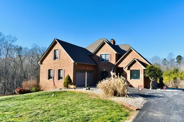 Goode, VA 24556,4654 Roaring Run RD