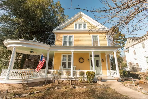 252 N Main ST, Chatham, VA 24531