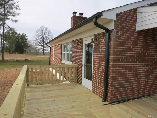 Gladys, VA 24554,7705 Bear Creek RD