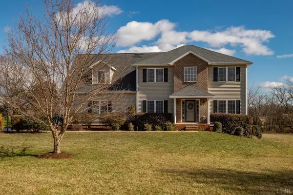 1389 Autumn Run DR, Forest, VA 24551