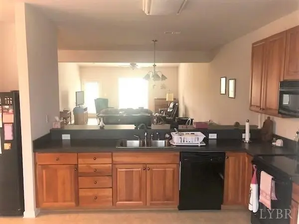 12 Emily LN, Lynchburg, VA 24501