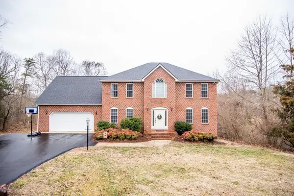 1047 Sunset View CT, Forest, VA 24551