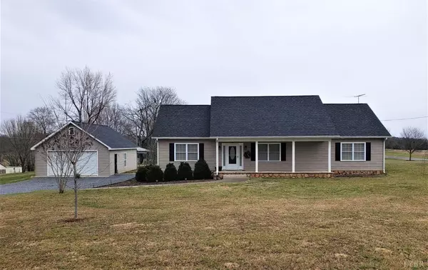 2915 Goode Station RD, Goode, VA 24556