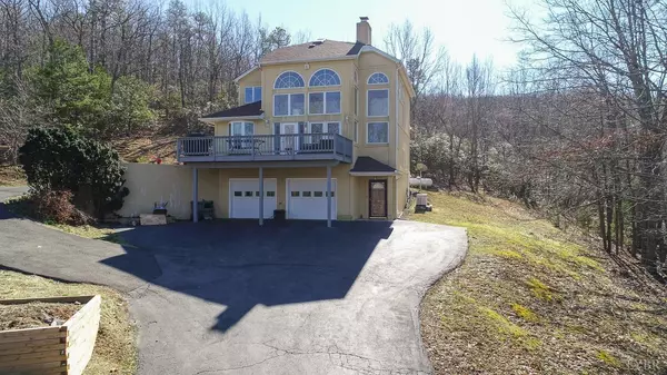 2965 Smoky Hollow RD, Lynchburg, VA 24504