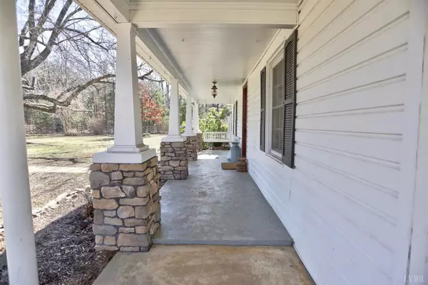 Gladys, VA 24554,6385 Marysville RD