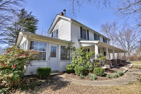 Gladys, VA 24554,6385 Marysville RD