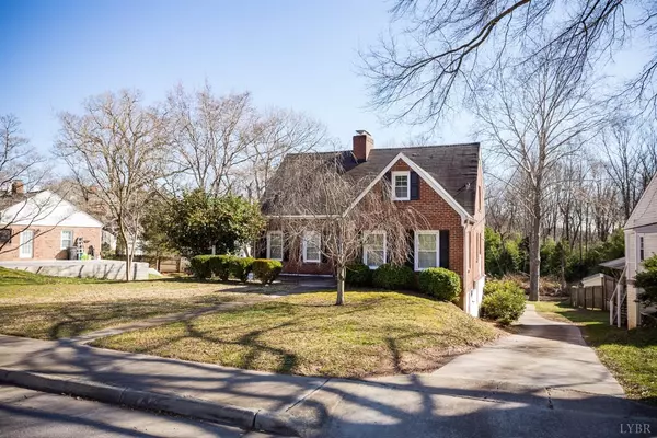 Chatham, VA 24531,411 S Main ST