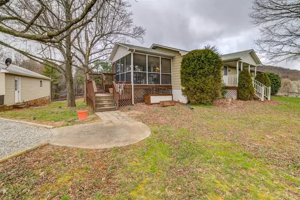 Goodview, VA 24095,1241 Carroll RD