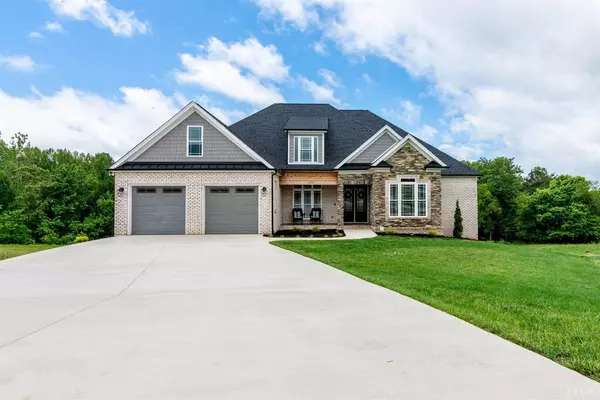 1290 Bradford Crossing Place, Goode, VA 24556