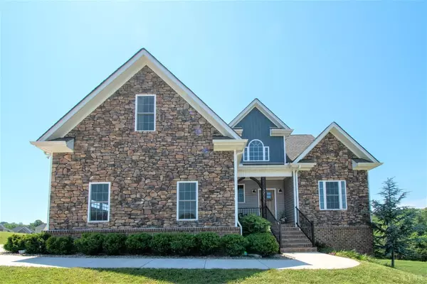 1316 Abalone Bluff DR, Forest, VA 24551