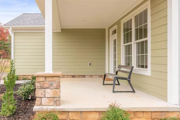 Floyd, VA 24091,412 NE Parkview RD