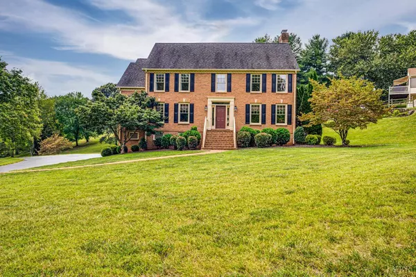 101 Millview TER, Forest, VA 24551