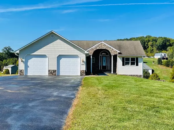 1185 Blueberry Hill CT, Vinton, VA 24179