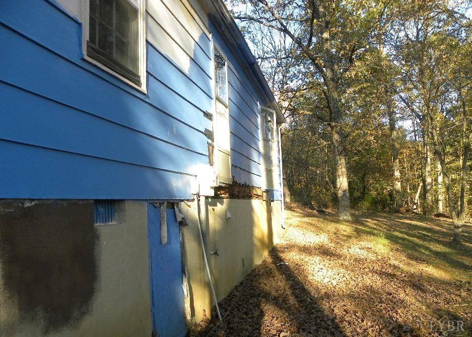 Altavista, VA 24517,112 Gibson RD