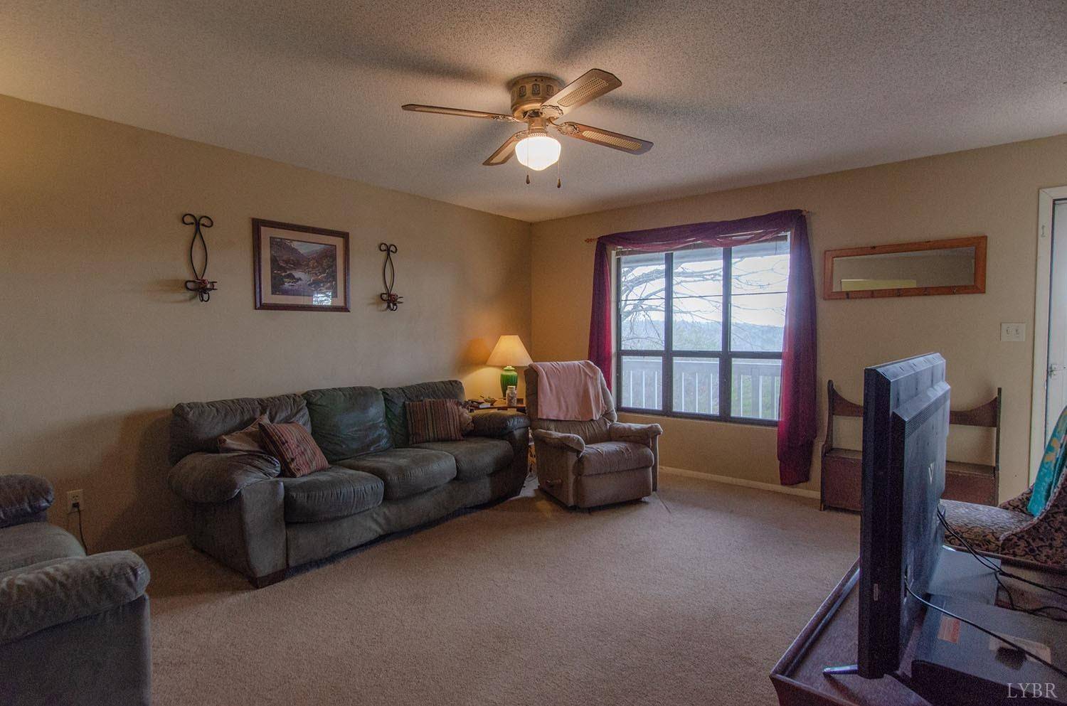 Madison Heights, VA 24572,448 Bateau LN