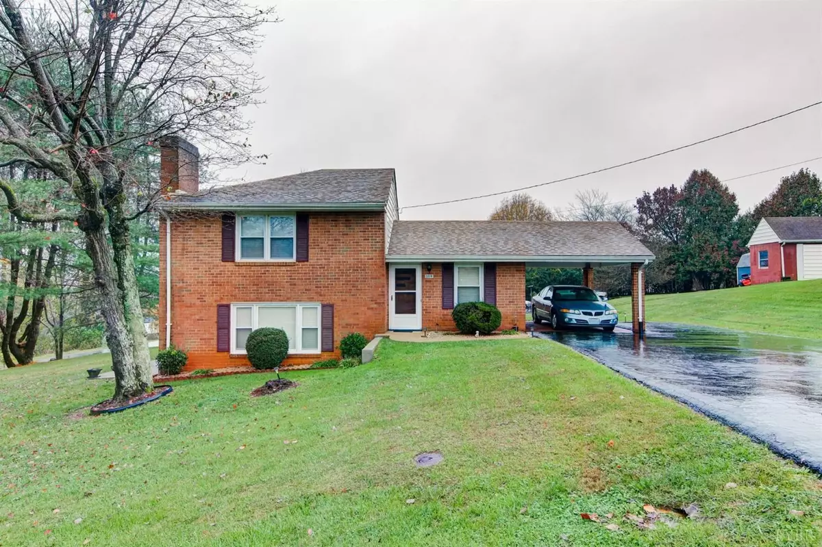 Madison Heights, VA 24572,109 Dodd LN