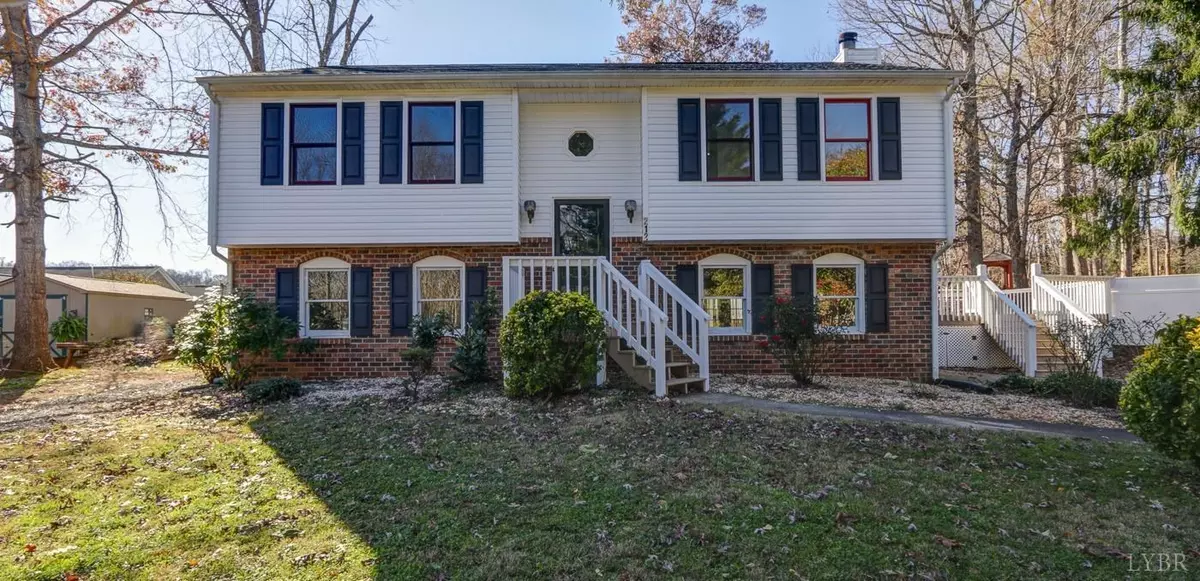 Forest, VA 24551,212 Colonial CT