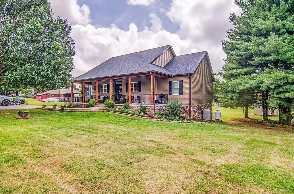 Gladys, VA 24554,66 Ivy Knoll DR