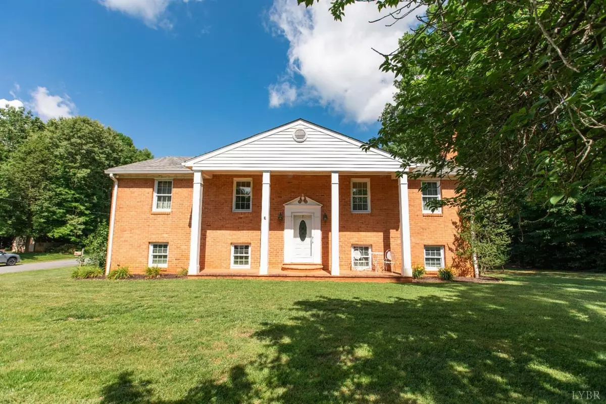 Madison Heights, VA 24572,112 Hickory WAY