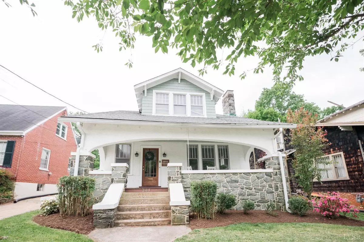 Lynchburg, VA 24502,205 Oakridge BLVD