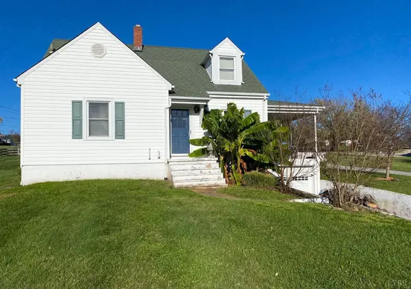 13225 Stewartsville RD, Vinton, VA 24179