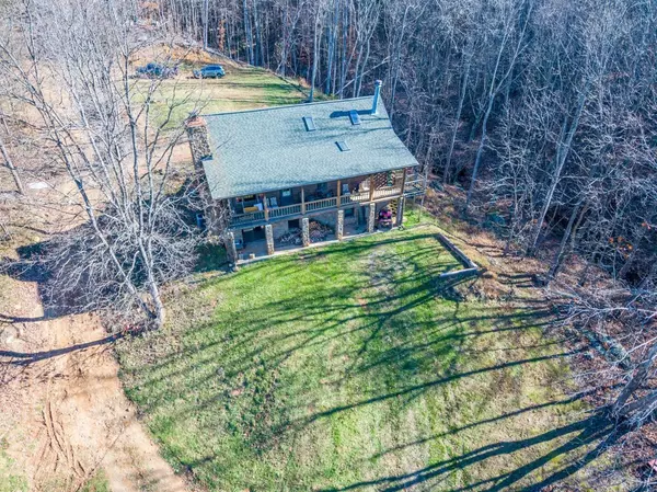 6158 Charlemont RD, Goode, VA 24556