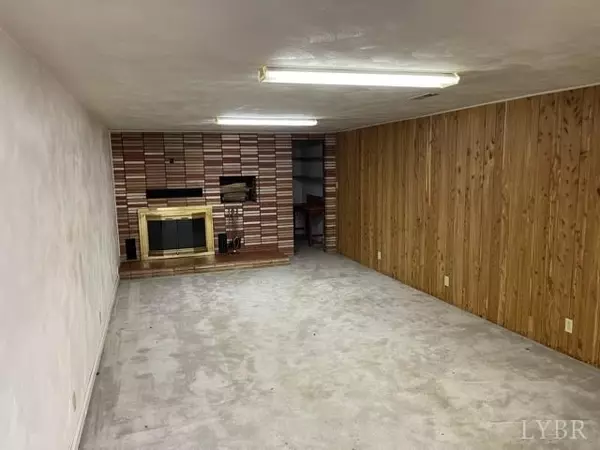 Goodview, VA 24095,2555 Morgans Mill RD