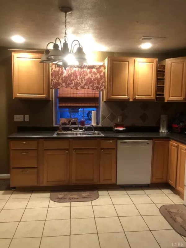 Gladys, VA 24554,360 Theta Mill RD