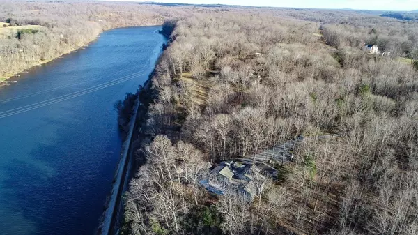 Lynchburg, VA 24503,1530 Fox Hill RD