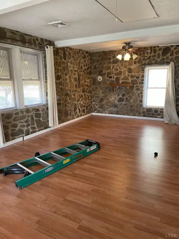 Concord, VA 24538,669 Doss Road