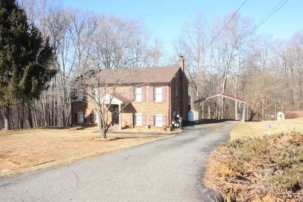 234 Moorman RD, Madison Heights, VA 24572