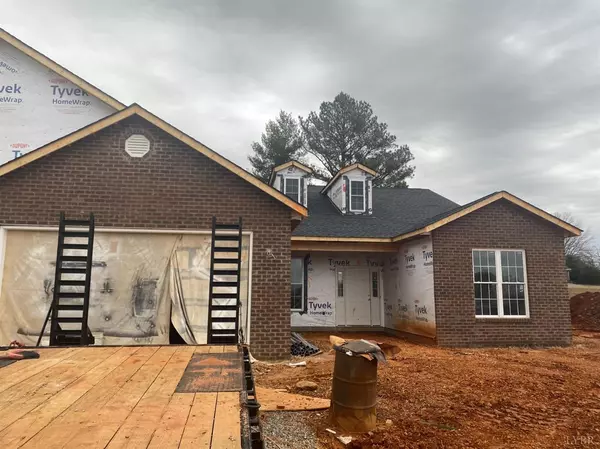 Bedford, VA 24523,117 Villa Oak CIR