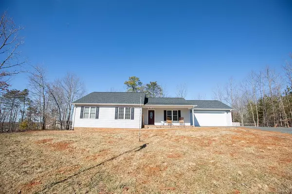 1483 Hummingbird, Spout Spring, VA 24593