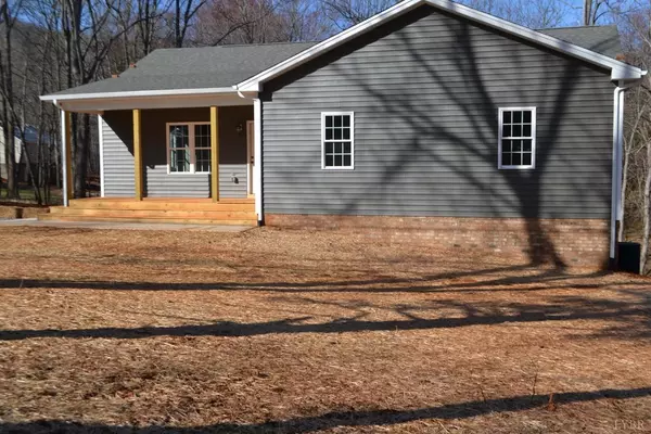 Lynchburg, VA 24503,1914 Walnut Hollow RD