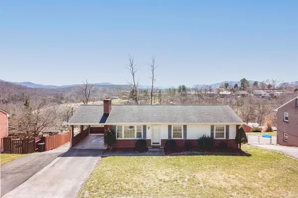 Vinton, VA 24179,518 Aragona DR