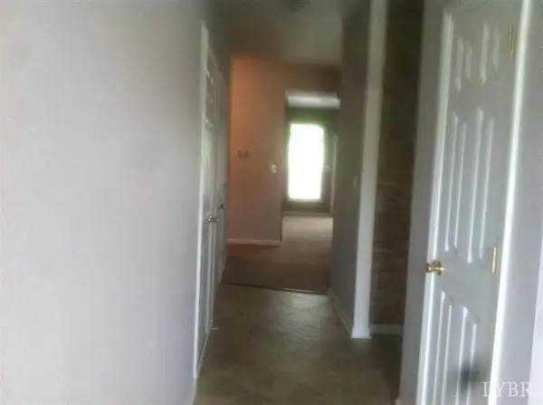 51 Shore Line DR, Lynchburg, VA 24501