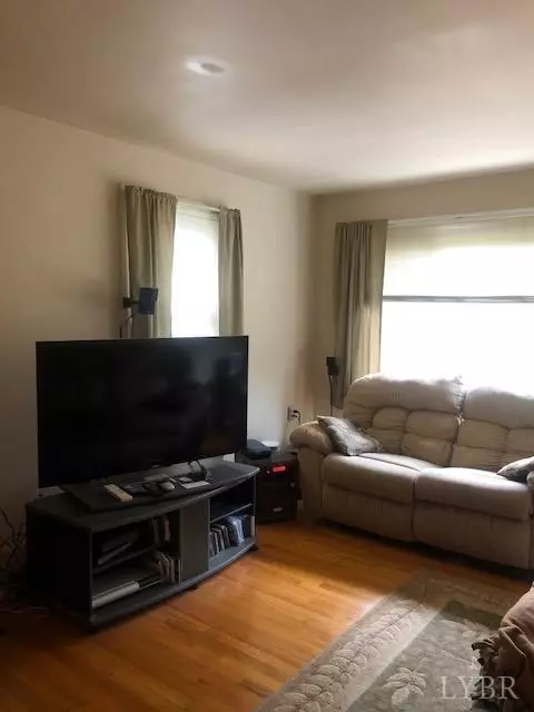 Drakes Branch, VA 23937,9849 Craftons Gate HWY