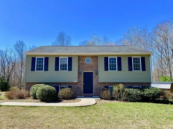 456 Riverview RD, Madison Heights, VA 24572