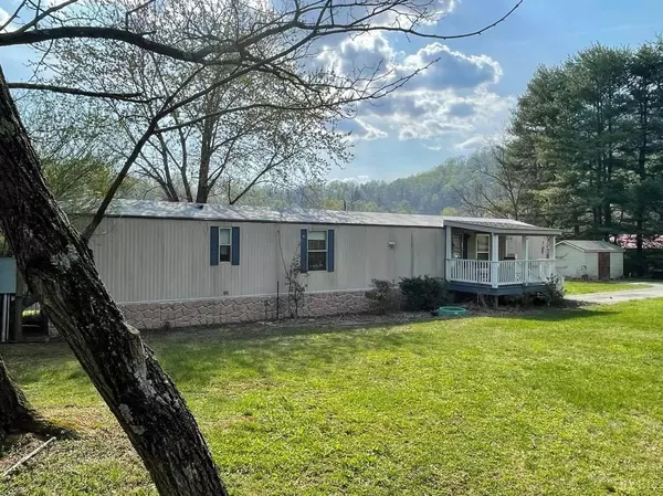 Vinton, VA 24179,1694 Nemmo RD