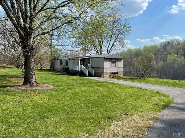 Vinton, VA 24179,1694 Nemmo RD